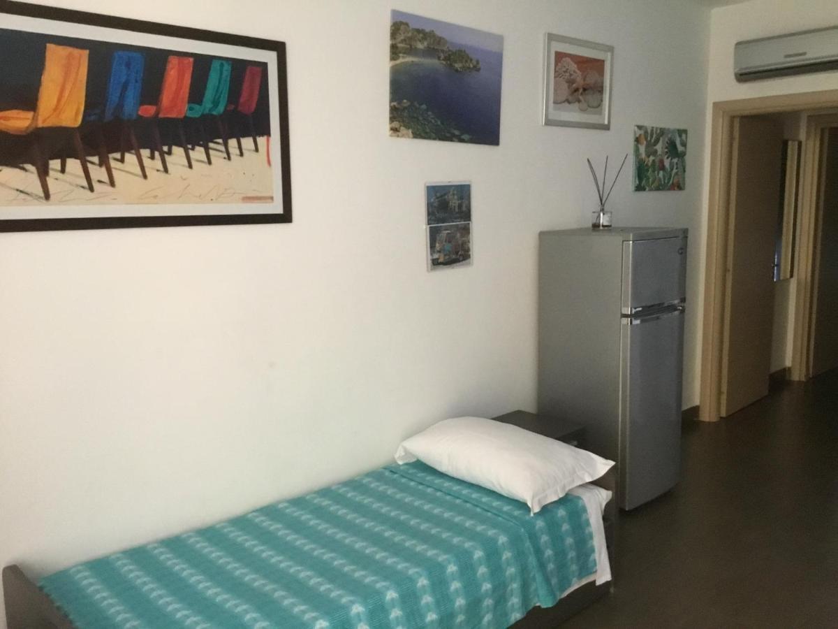 Taormina Stationhouse Daire Dış mekan fotoğraf