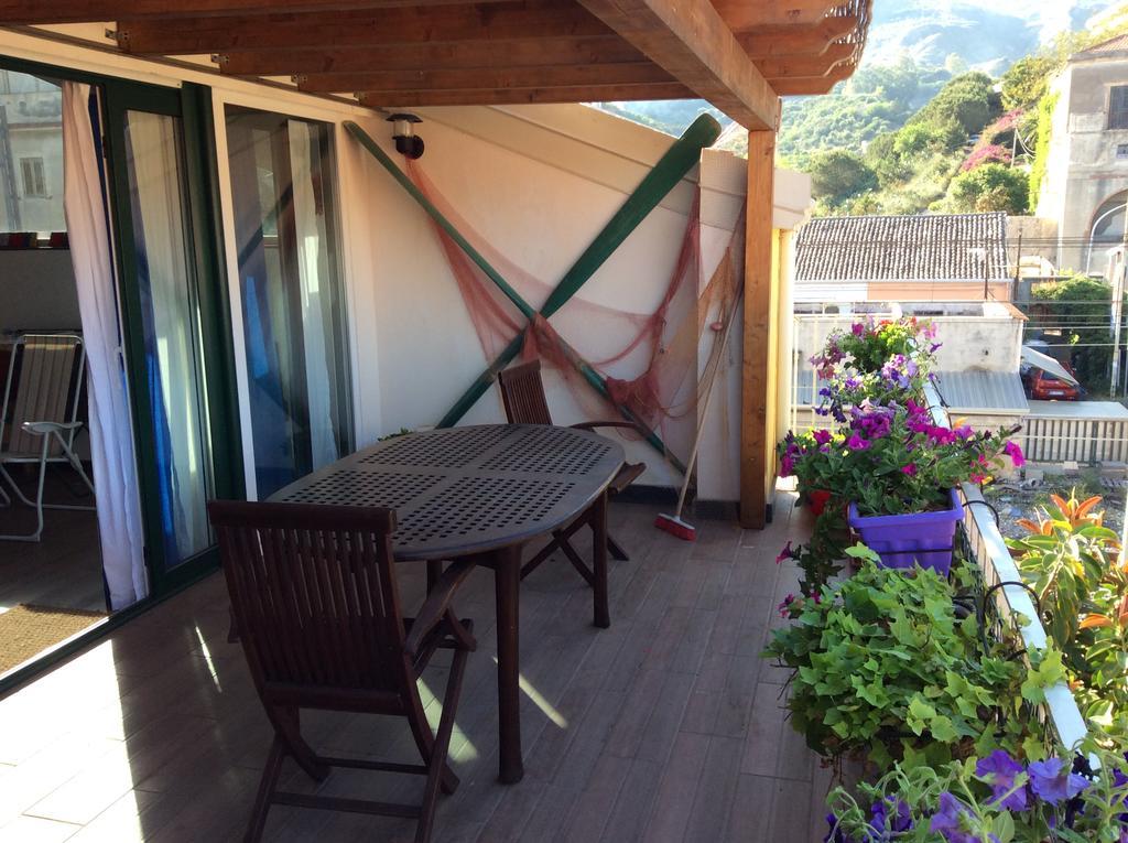 Taormina Stationhouse Daire Dış mekan fotoğraf